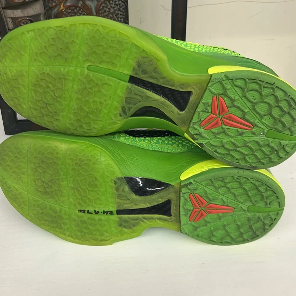 Nike Zoom Kobe 6 Protro "Grinch” - Picture 4 of 4